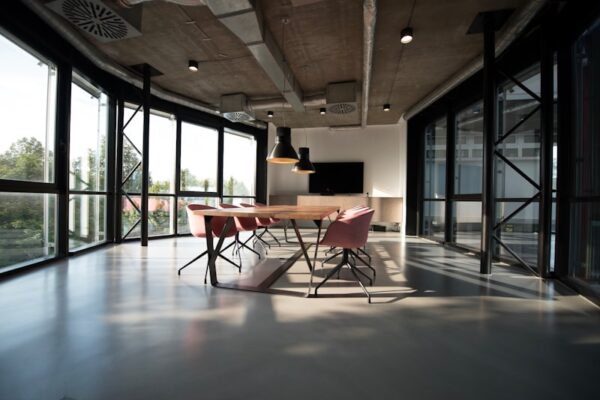 An elevated workspace overlooking the studio, ideal for planning, laptop work or production coordination.