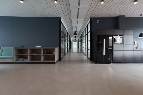 A premium waiting and collaboration space for teams, clients and creators.